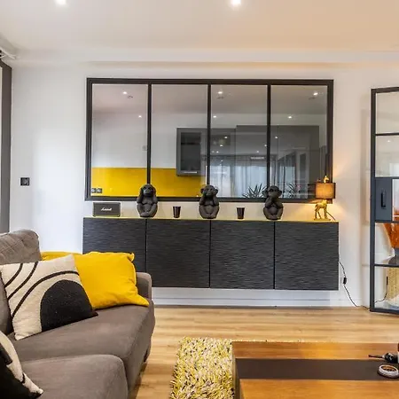 Apartment F3 Neuf Et Equipe Avec Balcon 