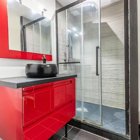 F3 Neuf Et Equipe Avec Balcon 