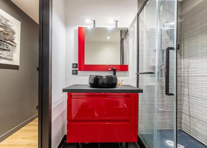 F3 Neuf Et Equipe Avec Balcon 