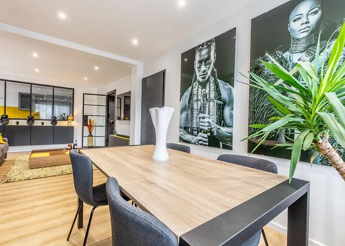 F3 Neuf Et Equipe Avec Balcon 