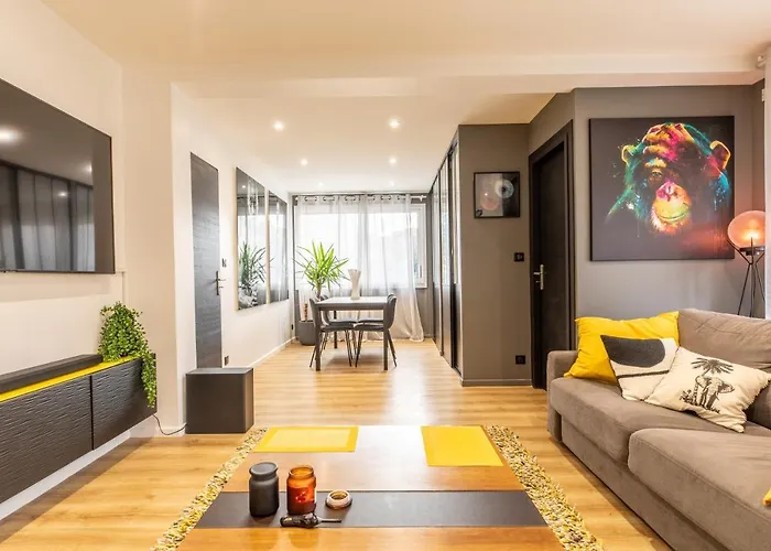 F3 Neuf Et Equipe Avec Balcon 