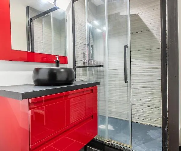 F3 Neuf Et Equipe Avec Balcon 